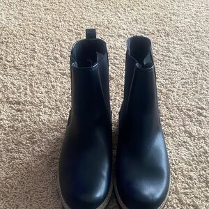 Universal Thread Black Ankle Boots